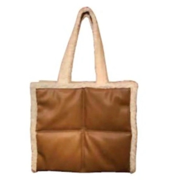 Sondra Roberts Quilted Shopper with Shearling Trim in Caramel NWOT - Picture 3 of 8